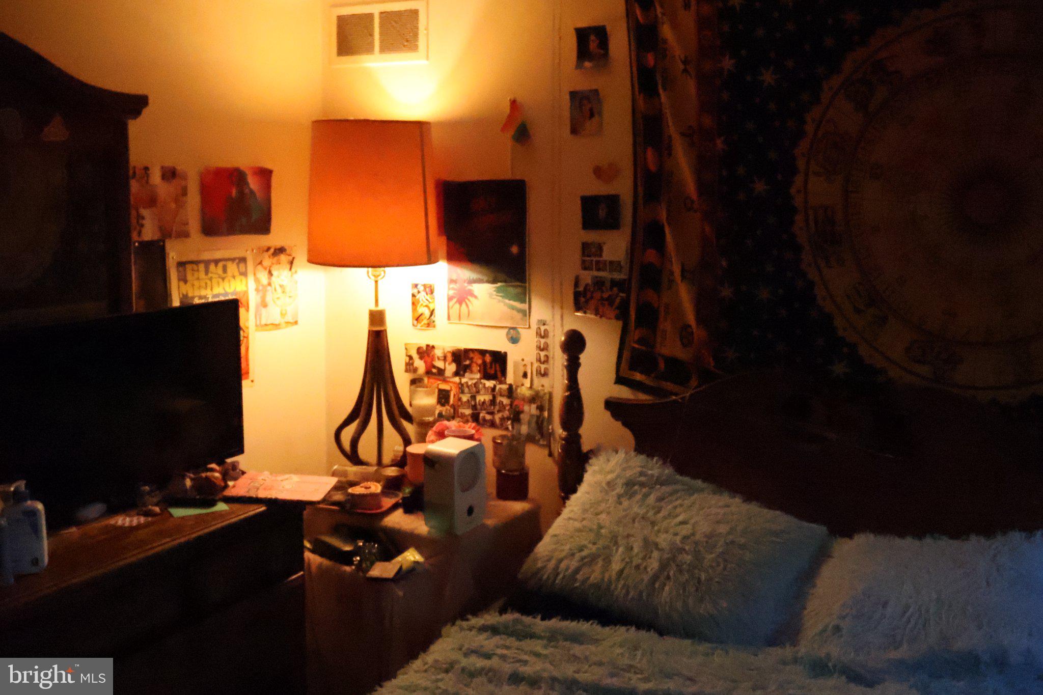 1456 Thornberry Road Wyncote, PA 19095 - Photo 21 of 25 Cozy retreat with warm ambiance.