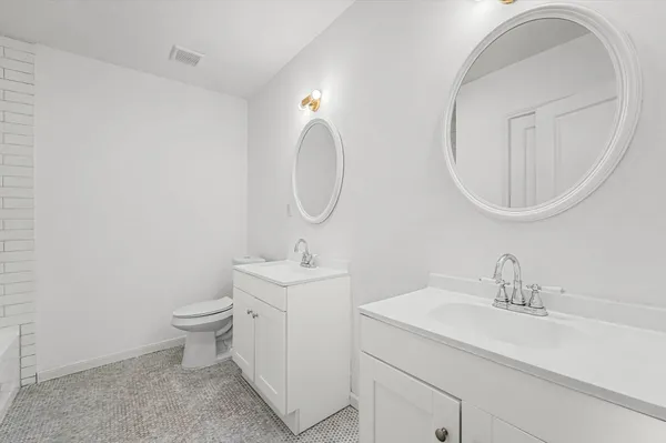 $2,250 | 511 Joyce Street, Houston, TX 77009