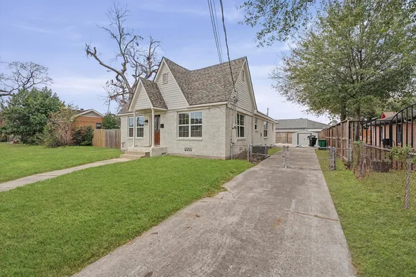 $2,250 | 511 Joyce Street, Houston, TX 77009