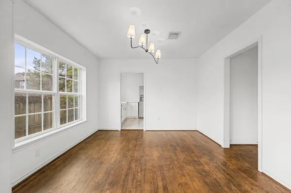 $2,250 | 511 Joyce Street, Houston, TX 77009