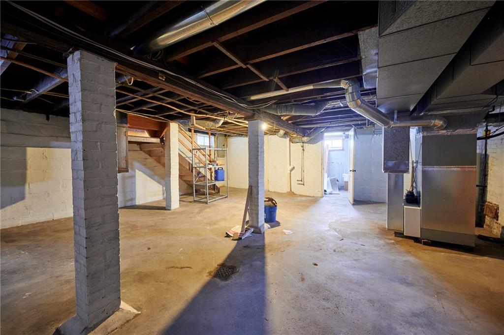 1620 Ridge Avenue New Kensington, PA 15068 - Photo 24 of 33 a view of an empty room