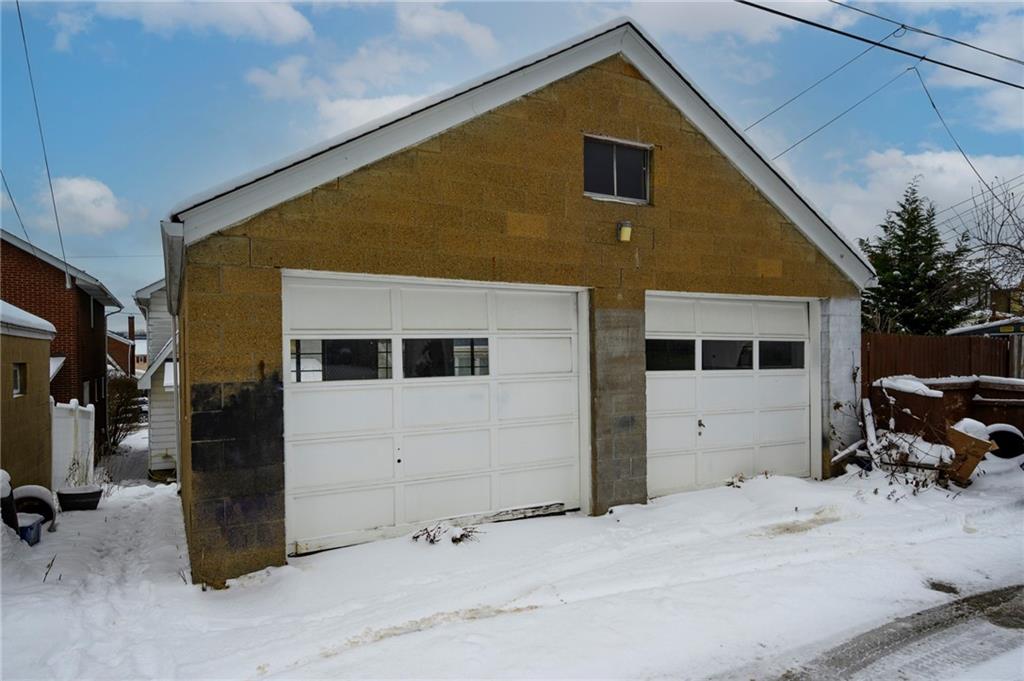 1620 Ridge Avenue New Kensington, PA 15068 - Photo 32 of 33 a house view with a outdoor space