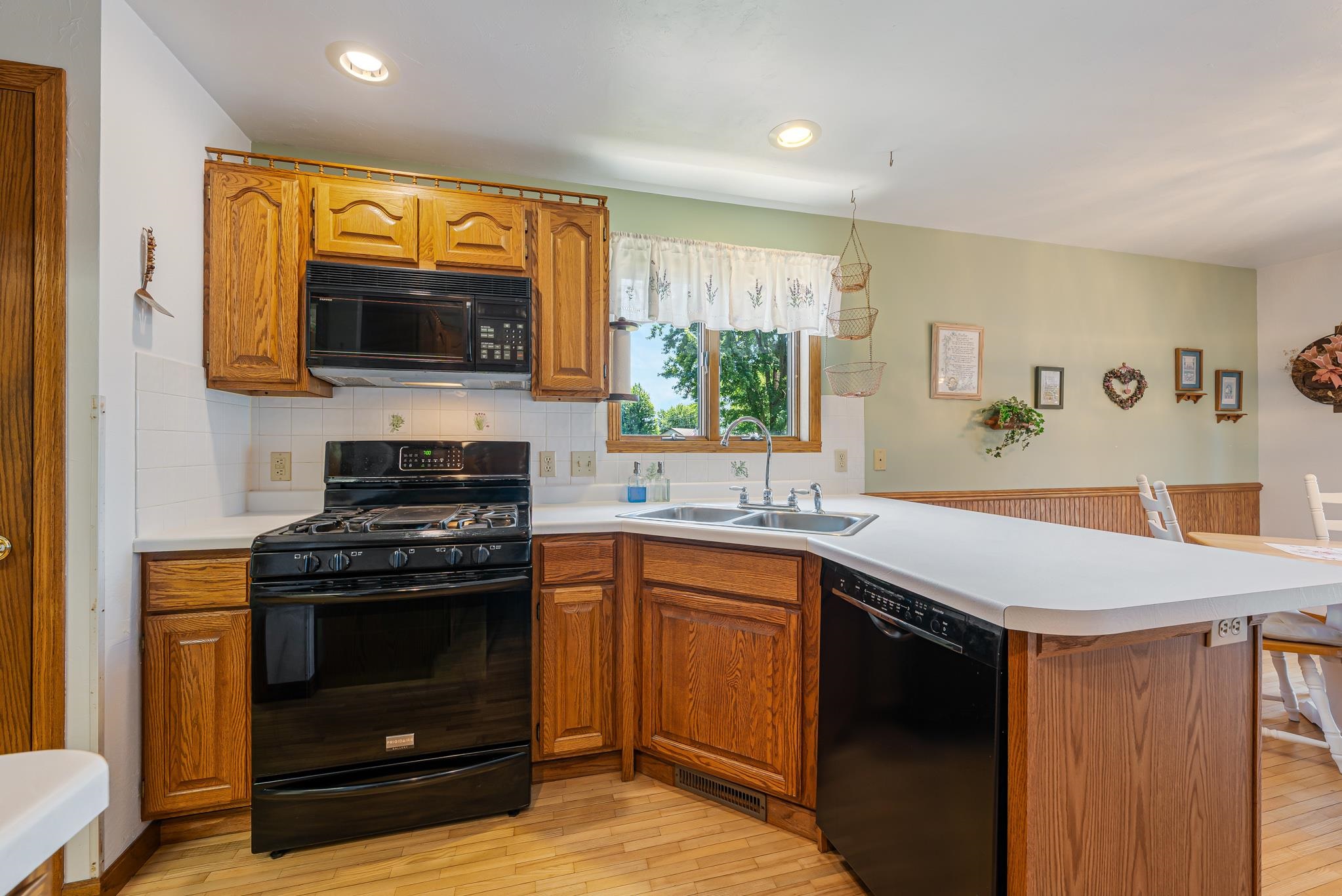 358 South 5th Street Winneconne, WI 54986 - Photo 18 of 51