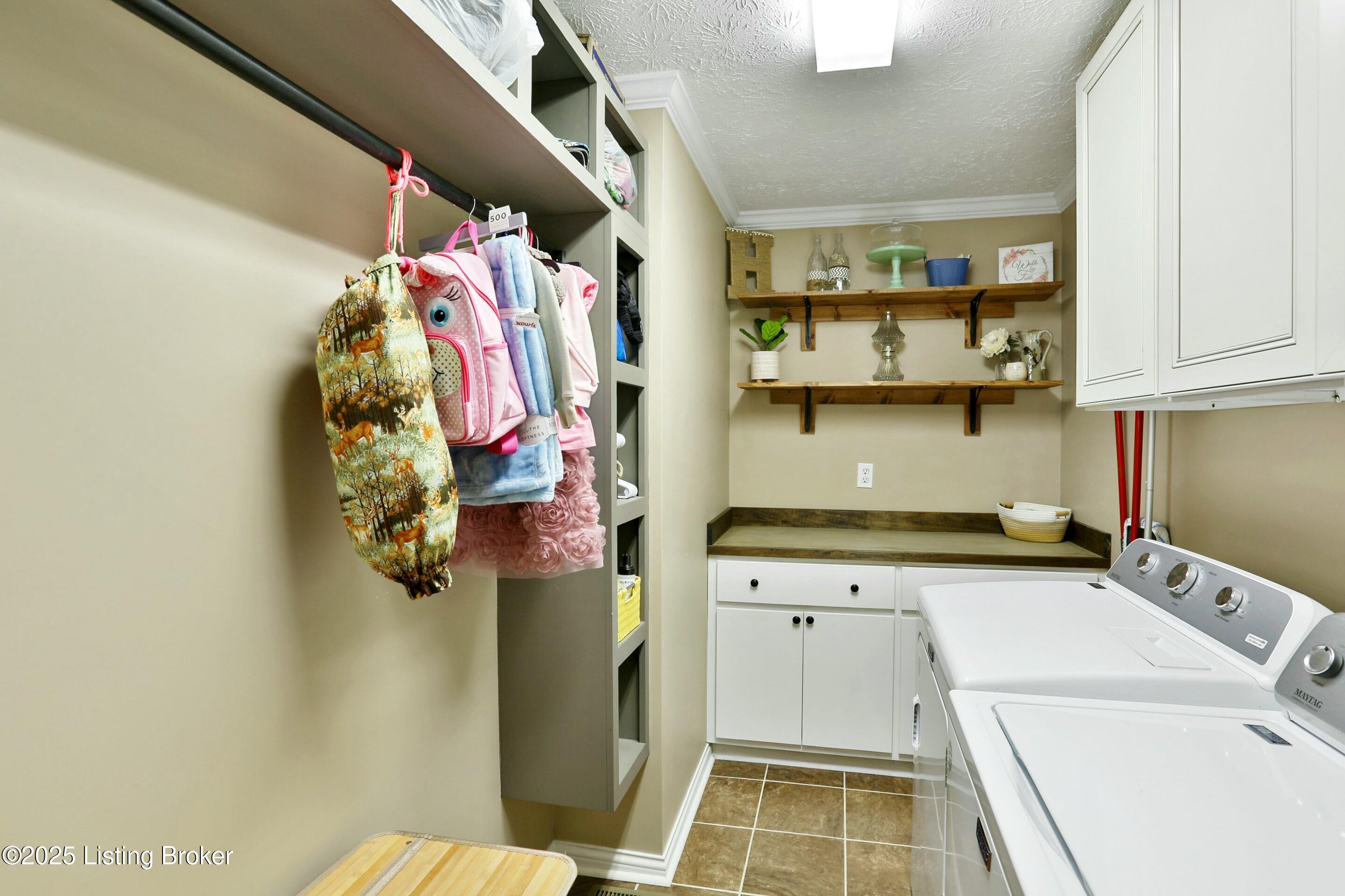 180 Cummins Ferry Road Salvisa, KY 40372 - Photo 25 of 29 Laundry