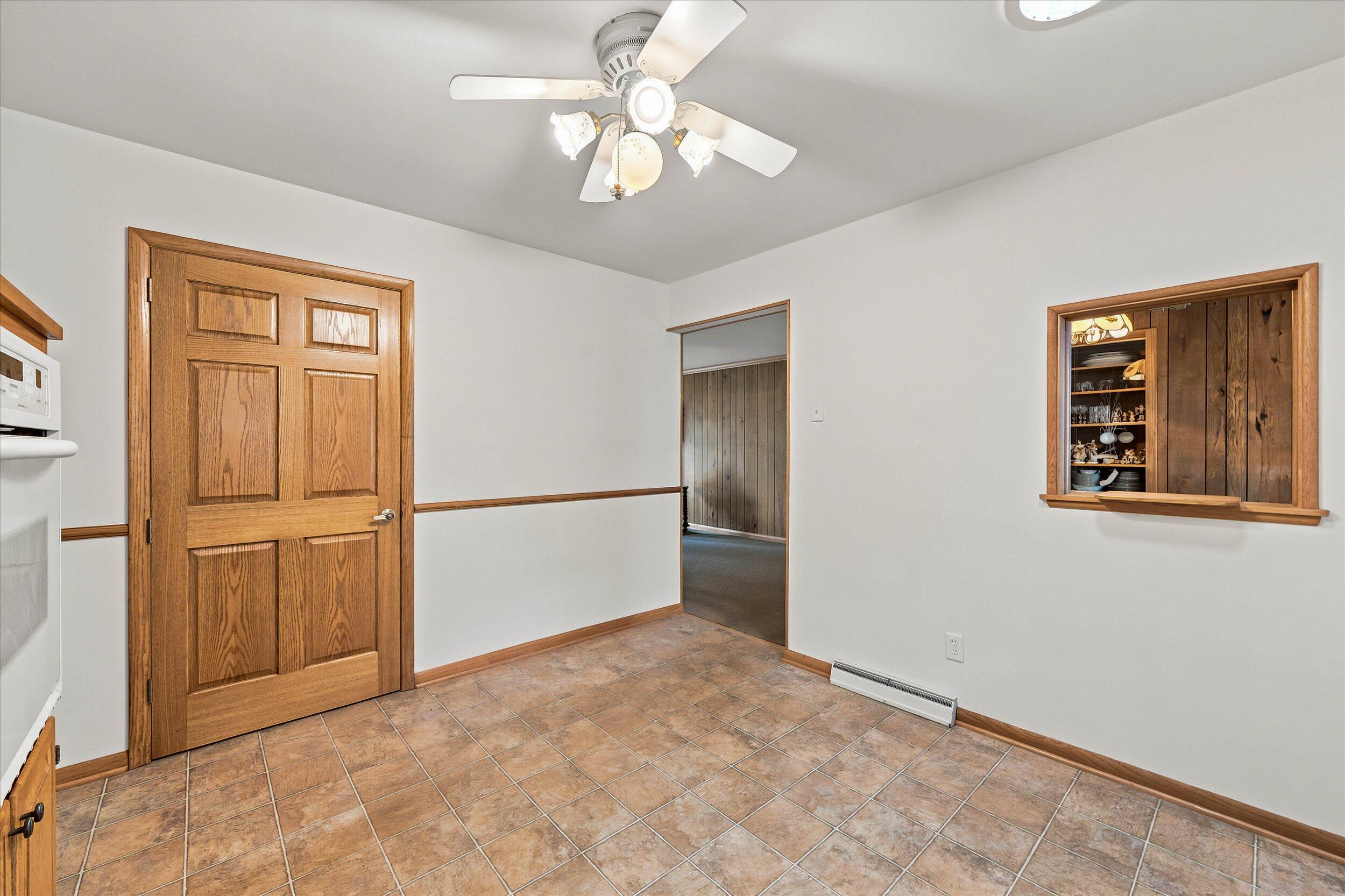 3835 West 5 1/2 Mile Road Raymond, WI 53108 - Photo 13 of 35 11-Kitchen