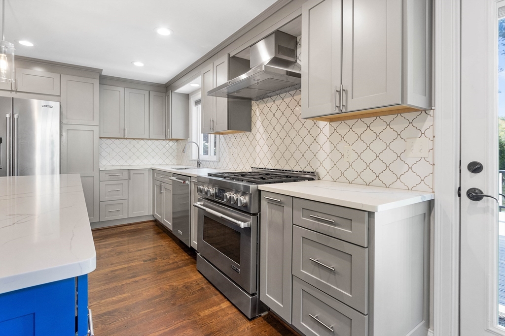 6 Cole Road Wayland, MA 01778 - Photo 12 of 31 Gallery Image 12