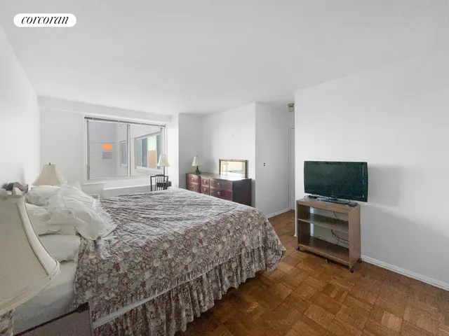 $270,000 | 3333 Henry Hudson Parkway, Unit 8L | Riverdale