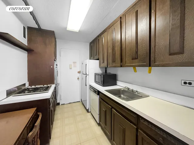 $270,000 | 3333 Henry Hudson Parkway, Unit 8L | Riverdale