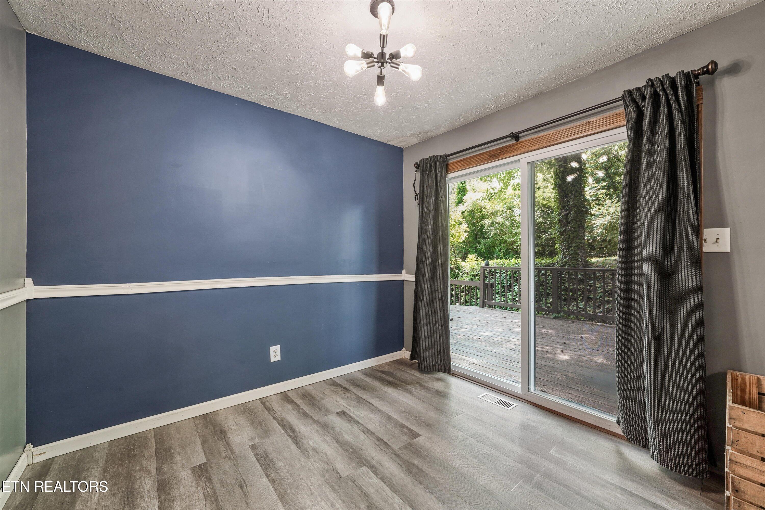250 Ollis Road Oliver Springs, TN 37840 - Photo 18 of 47 Dining Area