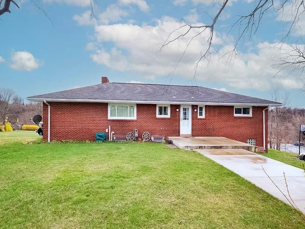 $274,900 | 1 Westwood Drive, Jeannette, PA 15644