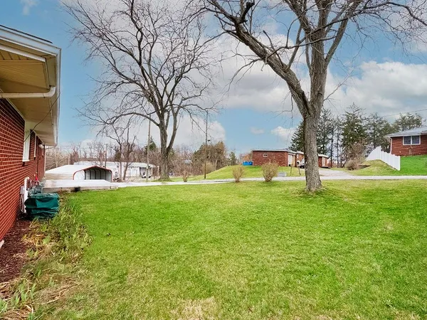 $274,900 | 1 Westwood Drive, Jeannette, PA 15644