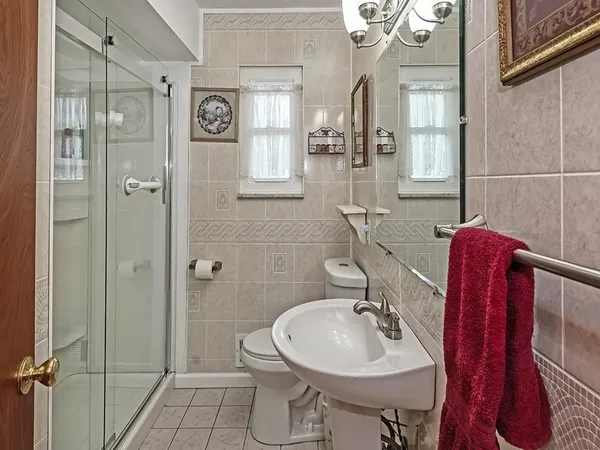 $274,900 | 1 Westwood Drive, Jeannette, PA 15644