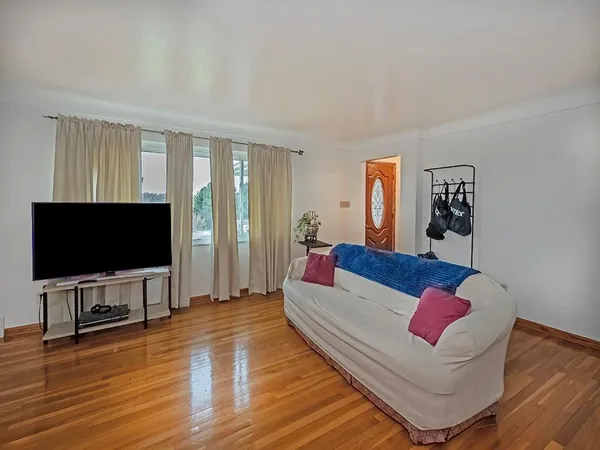 $274,900 | 1 Westwood Drive, Jeannette, PA 15644