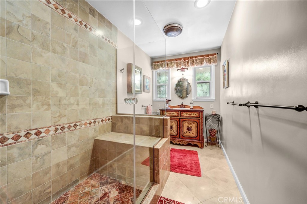 337 Meadow Lane Monrovia, CA 91016 - Photo 15 of 28