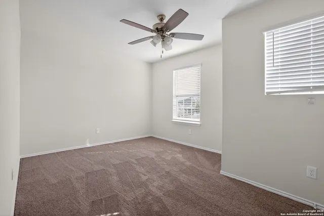 $2,095 | 324 Autumn Rouge, New Braunfels, TX 78130