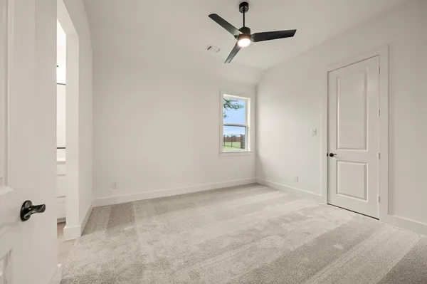 $790,000 | 116 Oak Grove Lane, Boyd, TX 76023
