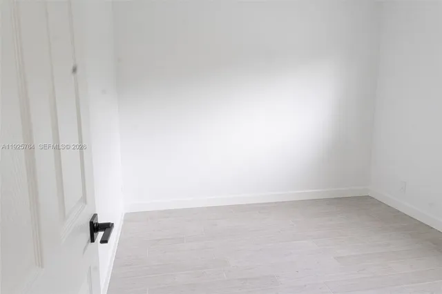 $4,800 | 5464 Northeast 3rd Avenue, Oakland Park, FL 33334