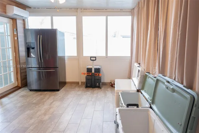 $4,800 | 5464 Northeast 3rd Avenue, Oakland Park, FL 33334