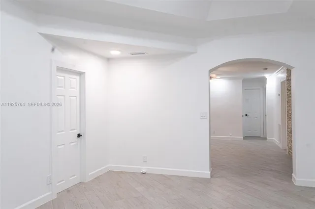 $4,800 | 5464 Northeast 3rd Avenue, Oakland Park, FL 33334