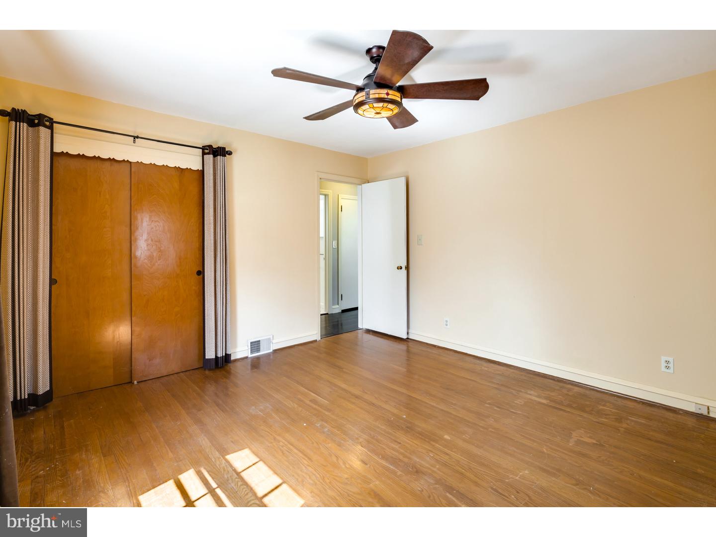 122 Prospect Road Haddonfield, NJ 08033 - Photo 16 of 20 Gallery Image 16