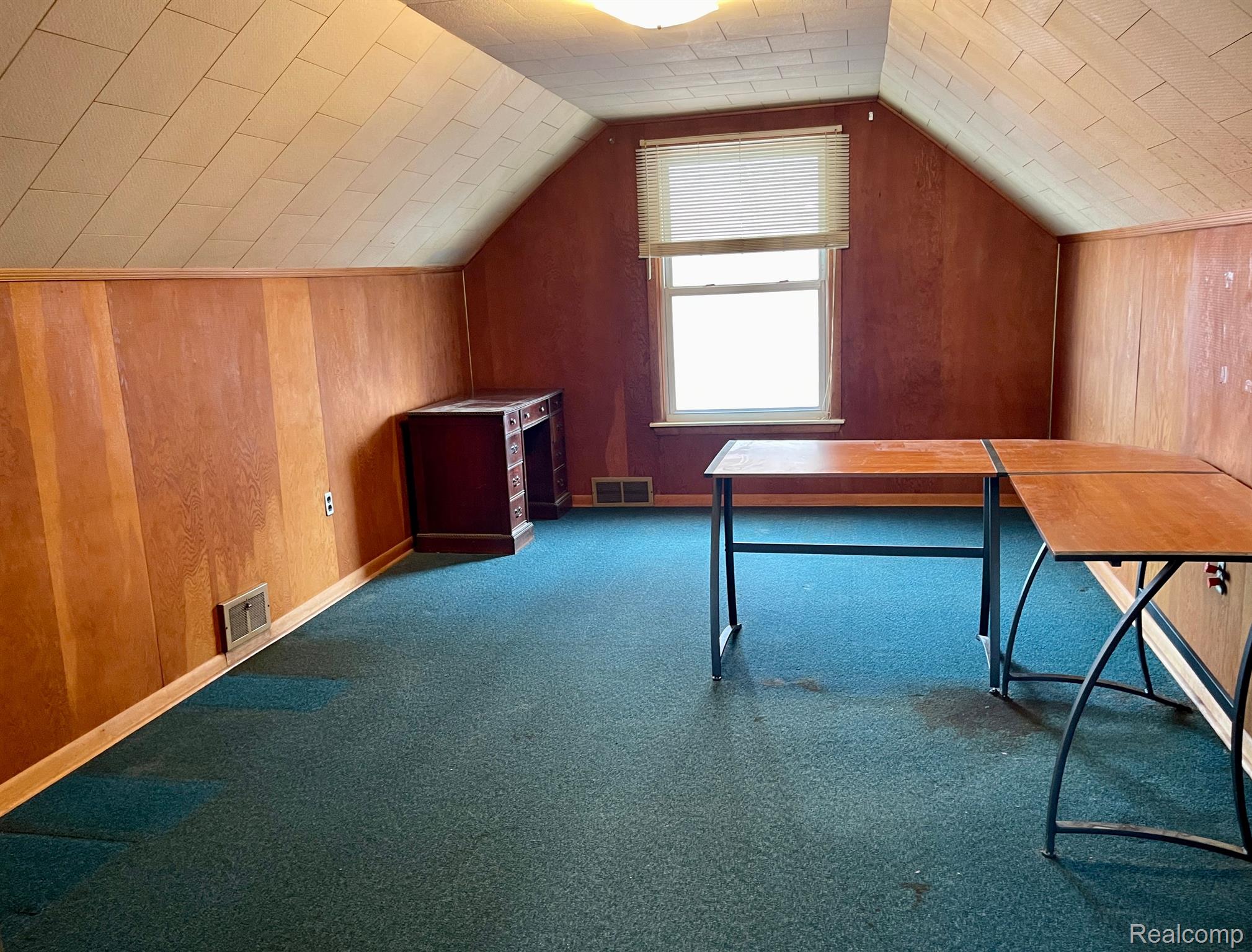 9805 Ruth Avenue Allen Park, MI 48101 - Photo 21 of 31 Gallery Image 21