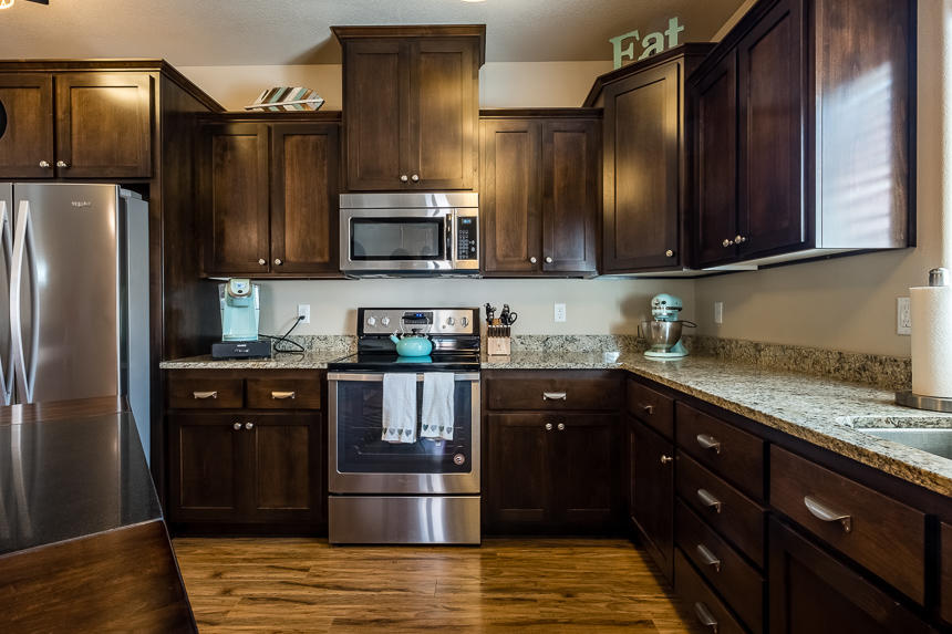395 Live Oak Loop Central Point, OR 97502 - Photo 11 of 27 395 Live Oak-15