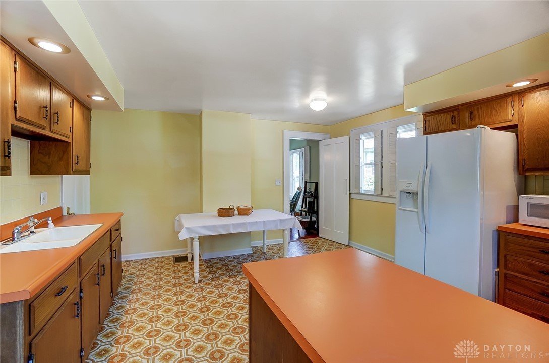 26 East Harding Road Springfield, OH 45504 - Photo 17 of 34