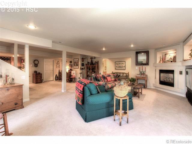 15251 Ridgefield Lane Colorado Springs, CO 80921 - Photo 13 of 15