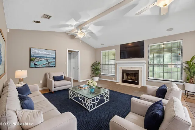 $1,875 | 6819 Mc Mullin Street, Jacksonville, FL 32210