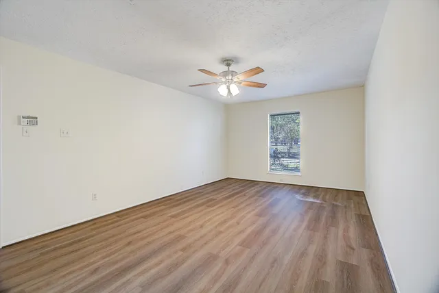 $2,400 | 2807 Planters Street, Sugar Land, TX 77479