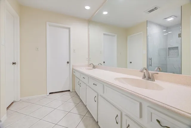 $2,400 | 2807 Planters Street, Sugar Land, TX 77479