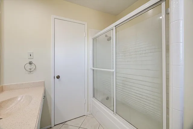 $2,400 | 2807 Planters Street, Sugar Land, TX 77479