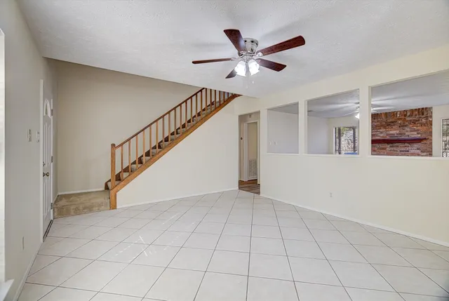 $2,400 | 2807 Planters Street, Sugar Land, TX 77479
