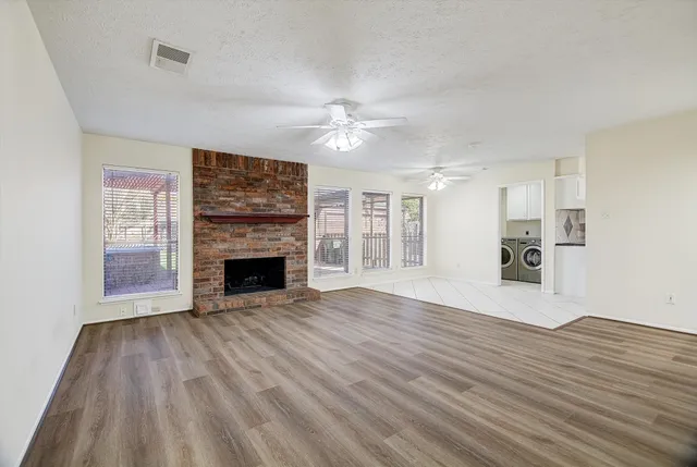 $2,400 | 2807 Planters Street, Sugar Land, TX 77479