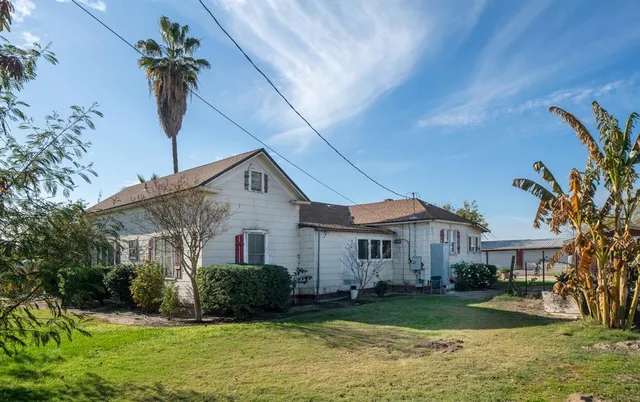 $999,999 | 8139 South Kenneth Avenue, Fowler, CA 93625