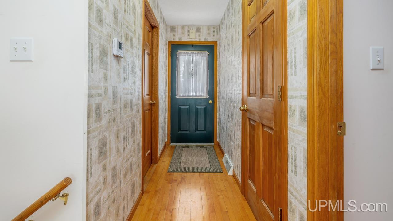 5016 Bonnie View Road Florence, WI 54121 - Photo 5 of 31 Gallery Image 5