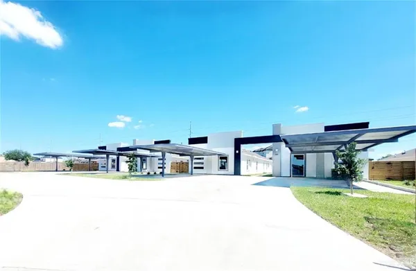 a house view with a outdoor space