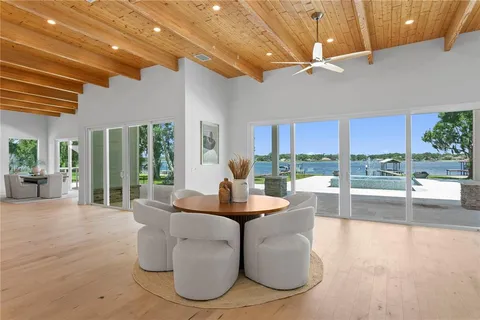 $2,200,000 | 14802 Lake Magdalene Circle, Tampa, FL 33613