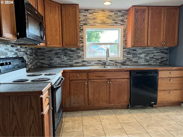 $255,000 | 304 North River Street, Enterprise, OR 97828