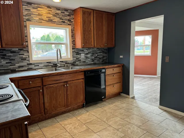 $255,000 | 304 North River Street, Enterprise, OR 97828