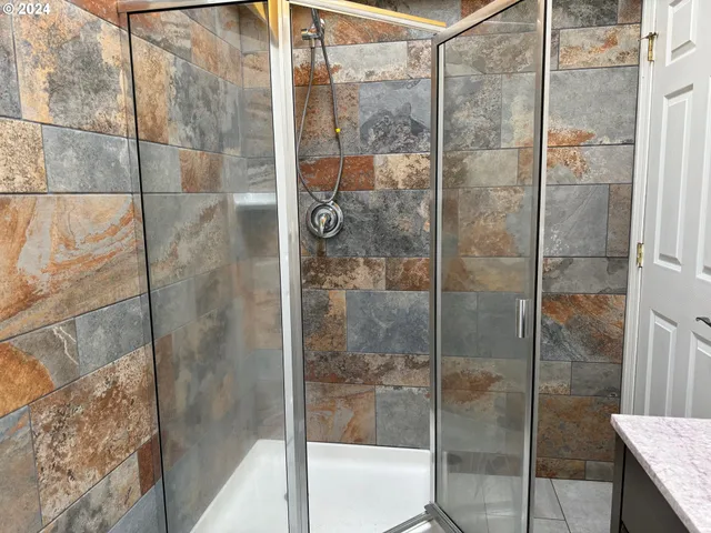 $255,000 | 304 North River Street, Enterprise, OR 97828