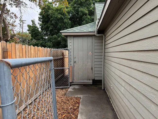 $255,000 | 304 North River Street, Enterprise, OR 97828