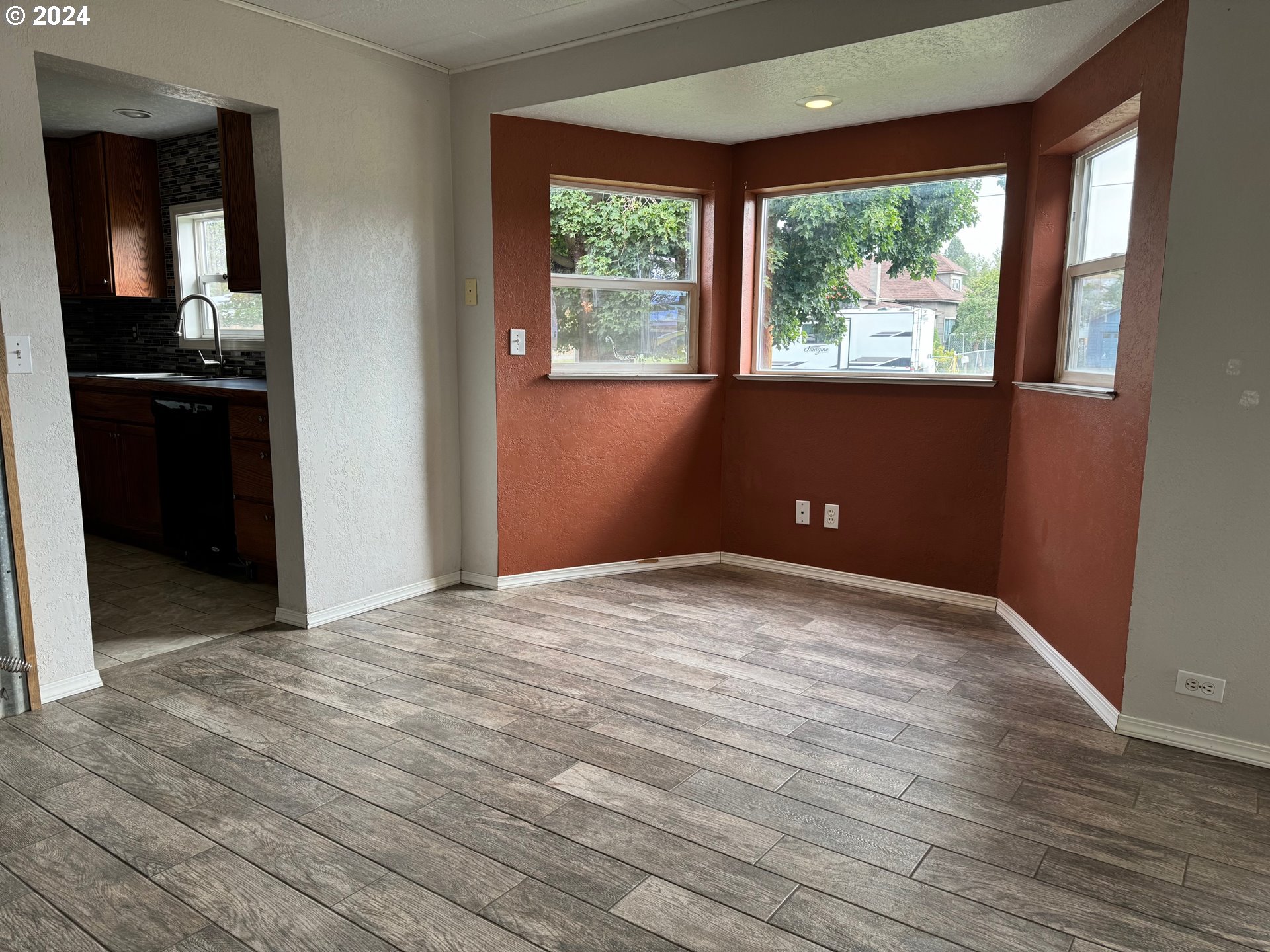 304 North River Street Enterprise, OR 97828 - Photo 9 of 42