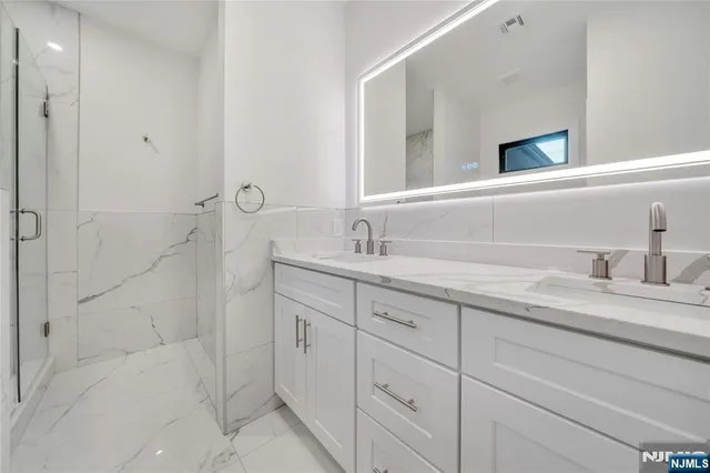 $1,488,000 | 412 Tappan Road, Northvale, NJ 07647