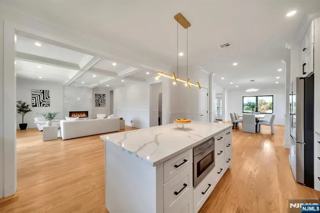 $1,488,000 | 412 Tappan Road, Northvale, NJ 07647