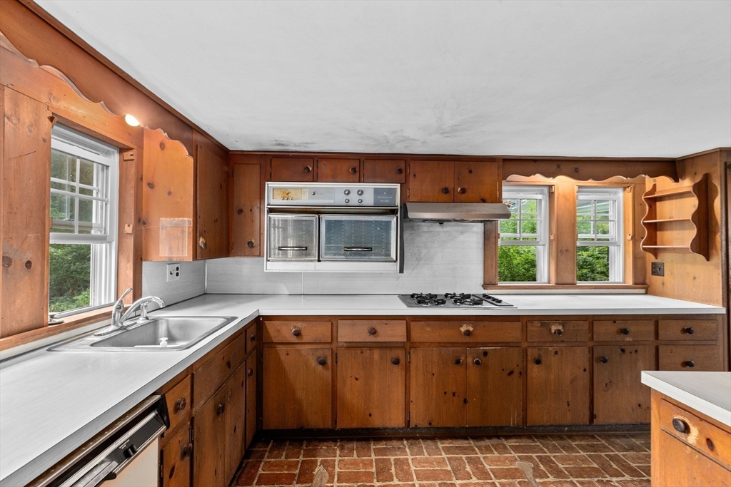 10 Brookline Road Scituate, MA 02066 - Photo 18 of 29 Gallery Image 18