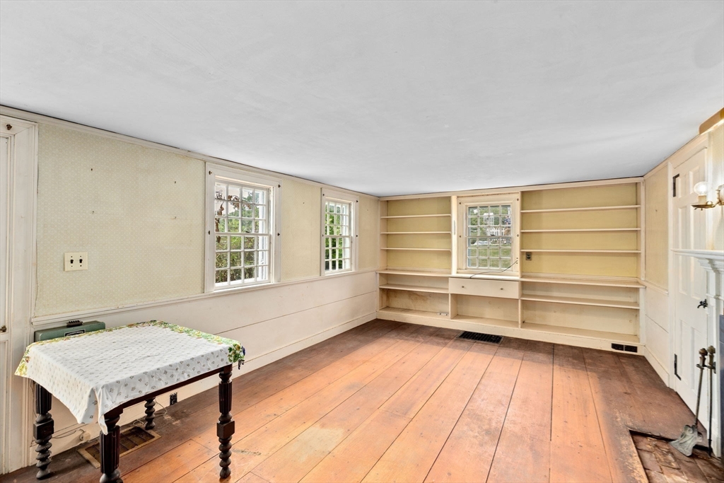 10 Brookline Road Scituate, MA 02066 - Photo 8 of 29 Gallery Image 8