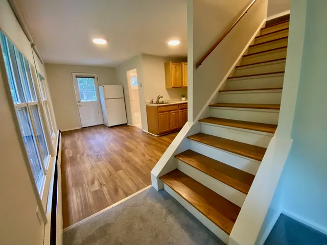 $1,950 | 12 Cedar Street, Unit 4, Holliston, MA 01746