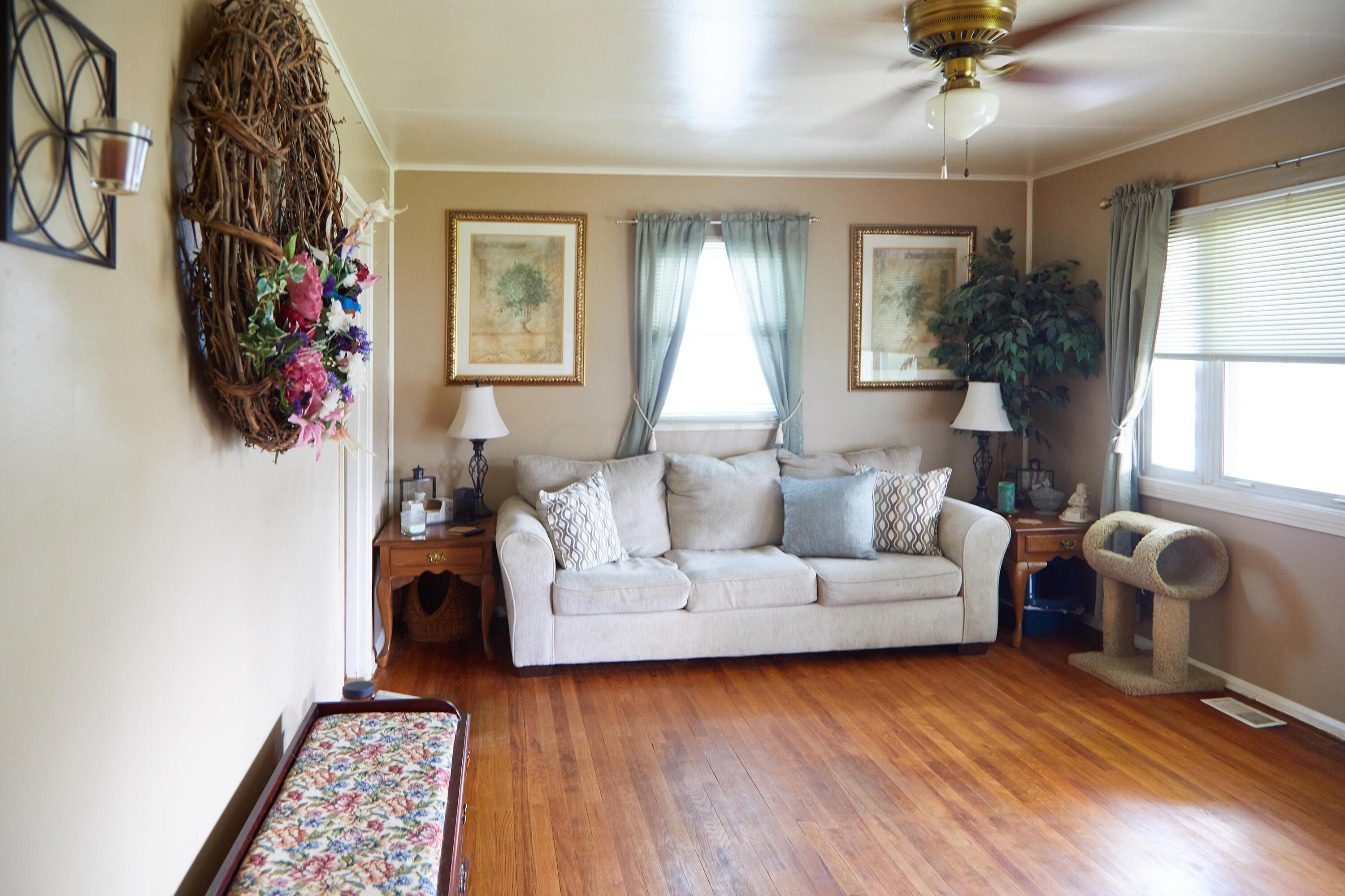 3322 Karl Road Columbus, OH 43224 - Photo 3 of 16 Gallery Image 3