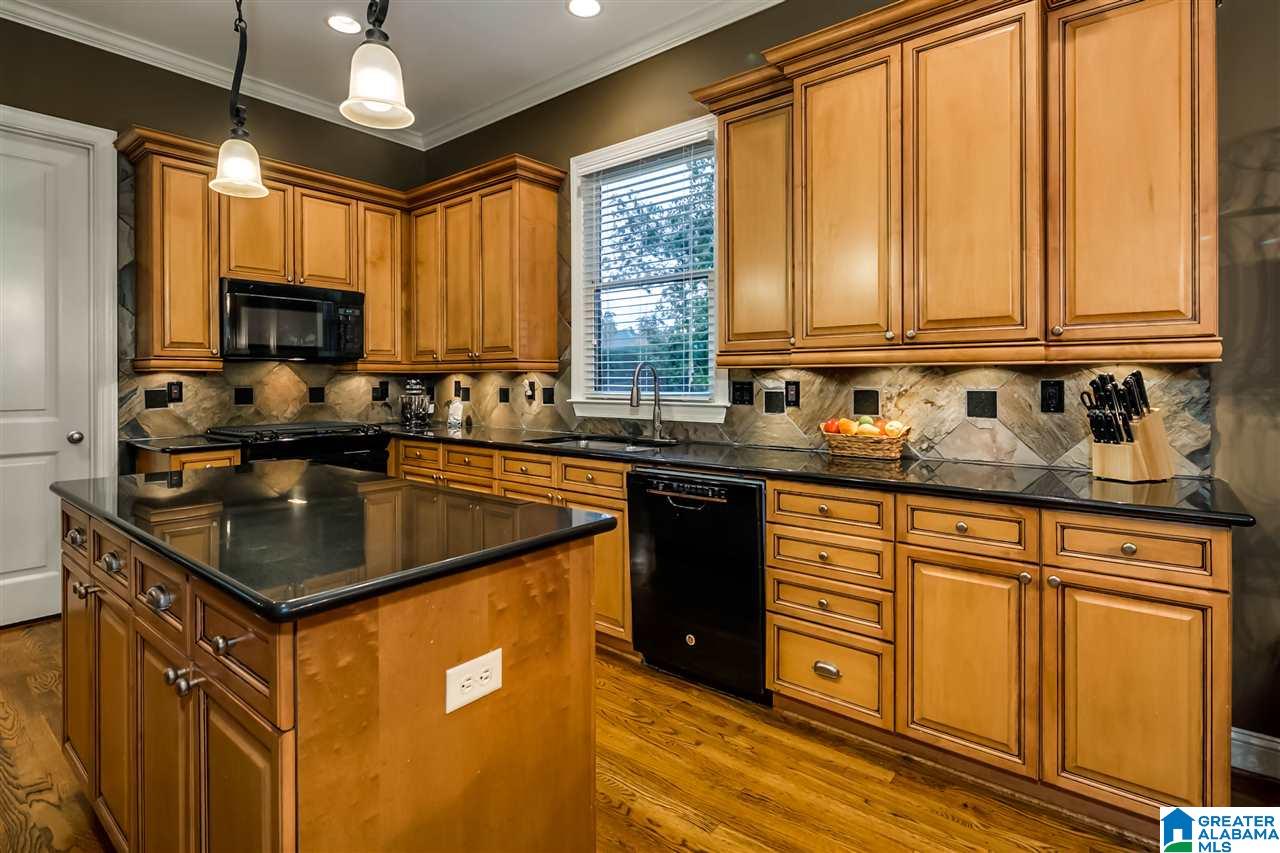 1112 Kingswood Road Birmingham, AL 35242 - Photo 13 of 48